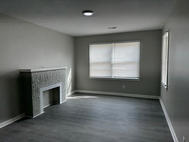 2143 S Wichita St in Wichita, KS - Building Photo - Building Photo