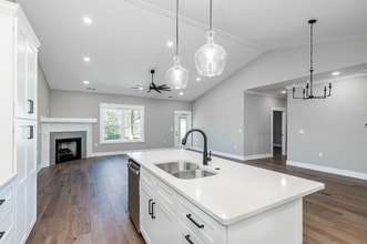 606 Bittersweet Trl in Jonesborough, TN - Building Photo - Building Photo