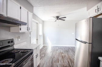 1306 Wyoming Ave in Las Cruces, NM - Building Photo - Building Photo