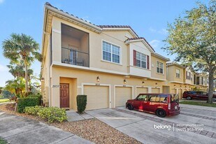 2835 Oakwater Dr in Kissimmee, FL - Building Photo