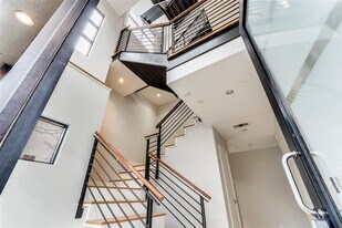 4418 Holland Ave in Dallas, TX - Building Photo