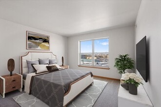 Six Points Apartments in West Allis, WI - Building Photo - Building Photo