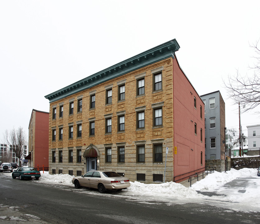 38 Peabody St in Salem, MA - Building Photo