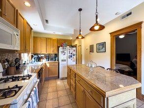 2713 N Kimball Ave, Unit G00C in Chicago, IL - Foto de edificio - Building Photo