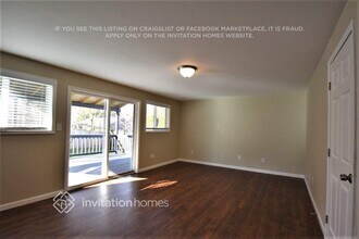 4709 Mill Pond Dr SE in Auburn, WA - Foto de edificio - Building Photo