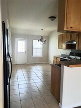905 Sloan St in Weatherford, TX - Building Photo - Building Photo