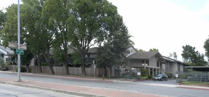 4888 Clayton Rd in Concord, CA - Building Photo - Building Photo