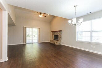 5390 Milhouse Rd in Indianapolis, IN - Building Photo - Building Photo