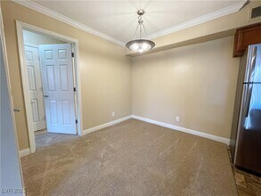3135 S Mojave Rd in Las Vegas, NV - Building Photo - Building Photo