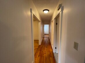 164 Brown St in Waltham, MA - Building Photo - Building Photo