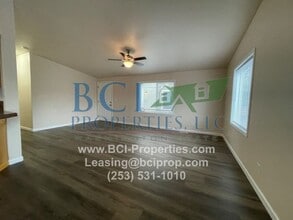 2323 108th St E in Tacoma, WA - Building Photo - Building Photo