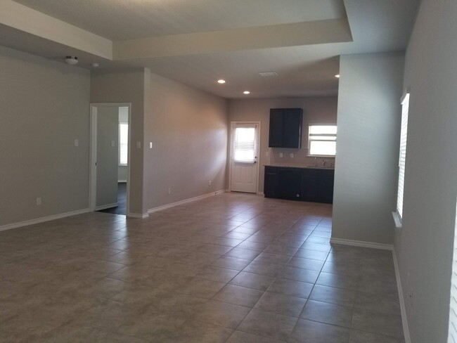 7347 Braes Cor in San Antonio, TX - Building Photo - Building Photo