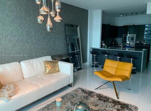 1080 Brickell Ave, Unit 3303 in Miami, FL - Building Photo - Building Photo