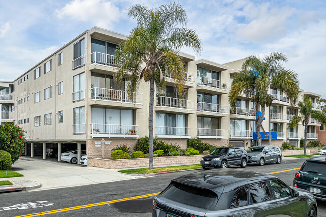 Sea Isle Landing in Long Beach, CA - Building Photo - Building Photo