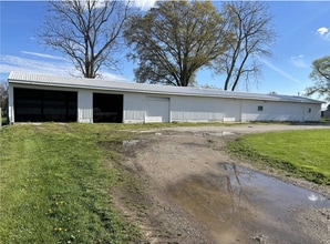 9125 N Princeville Jubilee Rd in Brimfield, IL - Building Photo - Building Photo