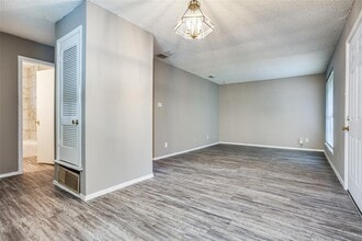 607 Thrush Ave in Austin, TX - Building Photo - Building Photo