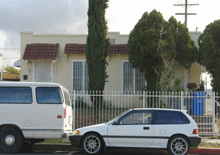 1304 Mariposa Ave in Los Angeles, CA - Building Photo - Building Photo