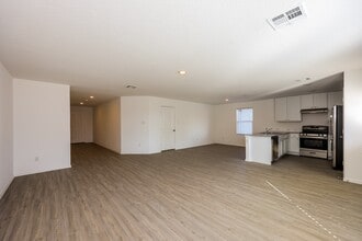 14722 Saw Ml in San Antonio, TX - Foto de edificio - Building Photo