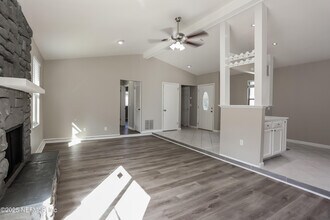 10464 Indian Walk Rd in Jacksonville, FL - Building Photo - Building Photo