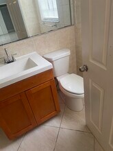 3380 NW 39th St in Lauderdale Lakes, FL - Building Photo - Building Photo