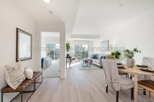450 J St