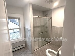 61 Chapel St in Lowell, MA - Foto de edificio - Building Photo