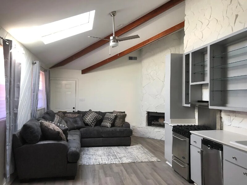 1336 Helios Ave in Metairie, LA - Building Photo