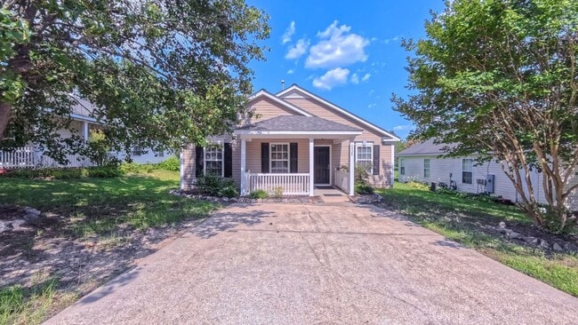 property at 4928 Silverdene St