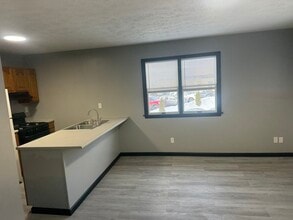 50 Greenbrier Plz in Fairmont, WV - Building Photo - Building Photo