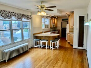 4952 N Menard Ave in Chicago, IL - Building Photo - Building Photo