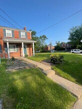 702 Shadycrest Ct in Pittsburgh, PA - Building Photo - Building Photo