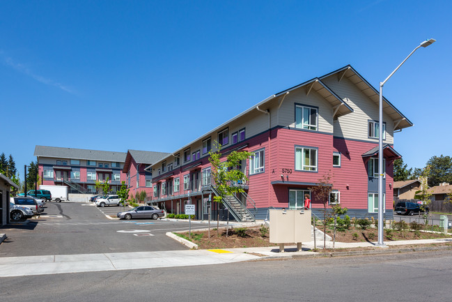 34th Street Apartments in Vancouver, WA - Foto de edificio - Building Photo