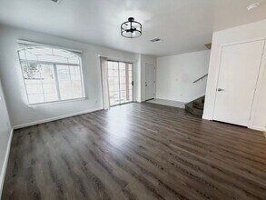 6034 Sunken River Trail in Las Vegas, NV - Building Photo - Building Photo