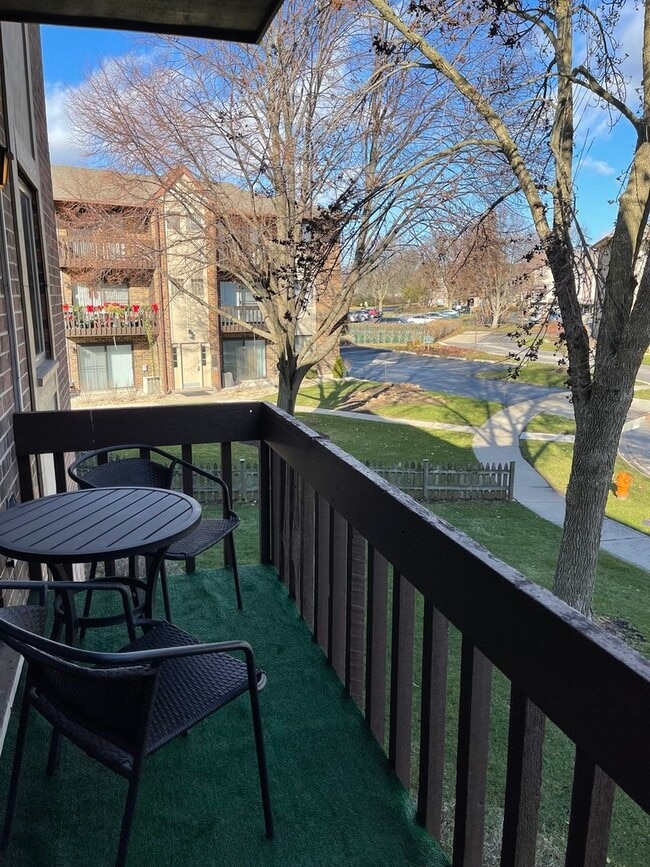 1495 Georgia Ct in Naperville, IL - Building Photo - Building Photo