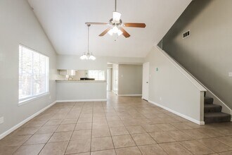 2823 Forestbrook Dr in Spring, TX - Building Photo - Building Photo