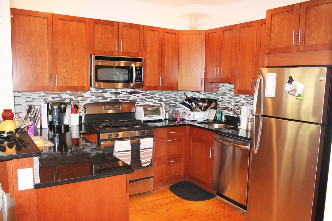 71 Perthshire Rd in Boston, MA - Building Photo