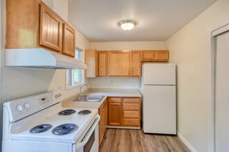 Villager Apartments in Forest Grove, OR - Foto de edificio - Interior Photo