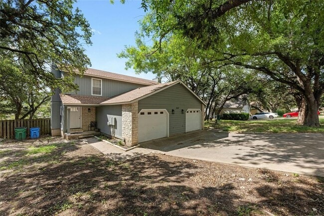363 Fantail Loop in Lakeway, TX - Building Photo - Building Photo