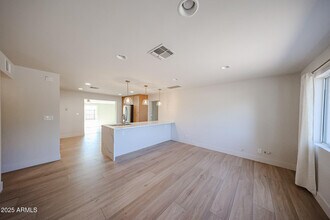 7501 E Pierce St in Scottsdale, AZ - Building Photo - Building Photo