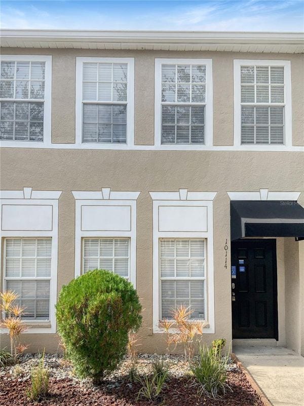 property at 10114 Farmingdale Pl