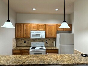 700 Lakepoint Dr in Frisco, CO - Building Photo - Building Photo