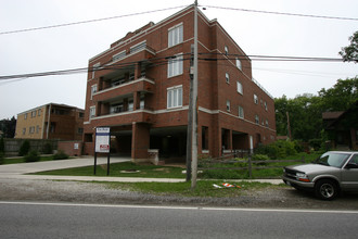 Riverwest Apartments in River Grove, IL - Building Photo - Building Photo