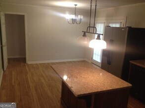 260 Sherwood Dr in Athens, GA - Building Photo - Building Photo