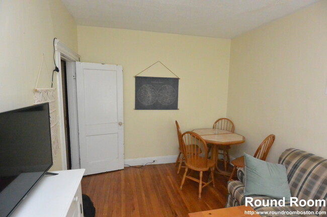90 Brainerd Rd, Unit 7