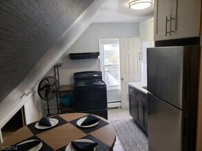 187 Milford Ave in Newark, NJ - Building Photo - Building Photo