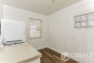 1982 Rockledge Rd NE in Atlanta, GA - Building Photo - Building Photo