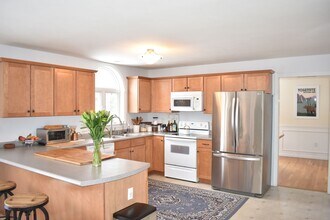 41 Christmas Tree Ln in Milford, NH - Building Photo - Building Photo