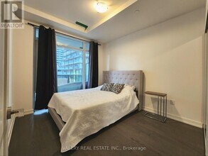 330 Richmond St W in Toronto, ON - Building Photo - Building Photo