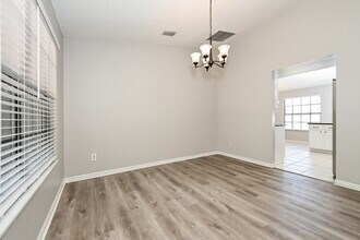 8014 Dunstable Cir in Orlando, FL - Building Photo - Building Photo