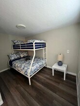 6208 Pinewood Village Cir W in Lakeland, FL - Building Photo - Building Photo